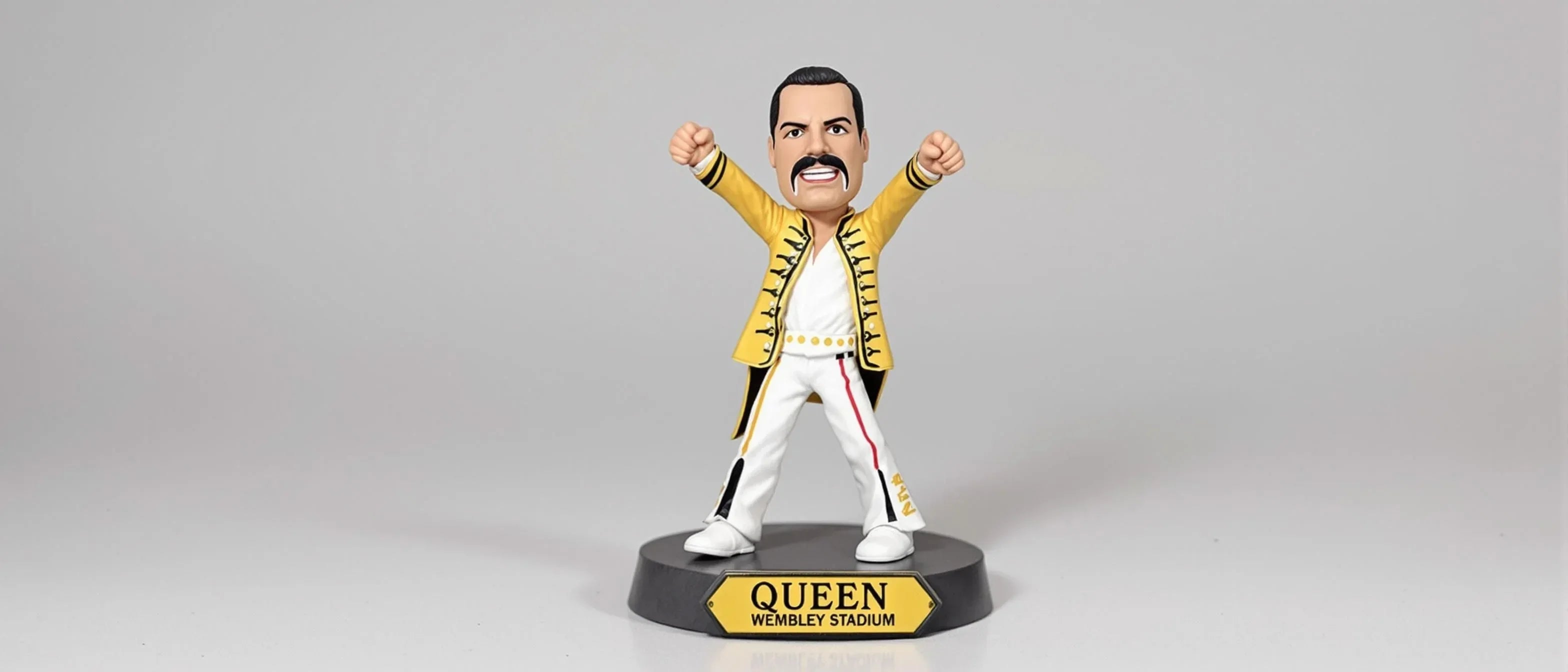 Minix Figurine Freddy Mercury – En Hyllning till Musikens Ikon - Nerdbutiken