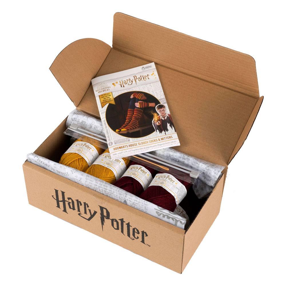 Harry Potter Knitting Kit Slouch Strumpor and Mittens Gryffindor