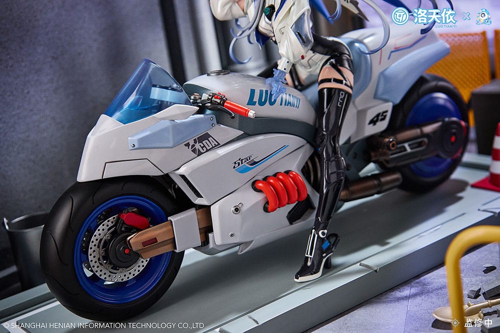 Vsinger PVC Figur 1/7 Luo Tianyi Retro-Future Storm Driver Ver. 23 cm A Dimension