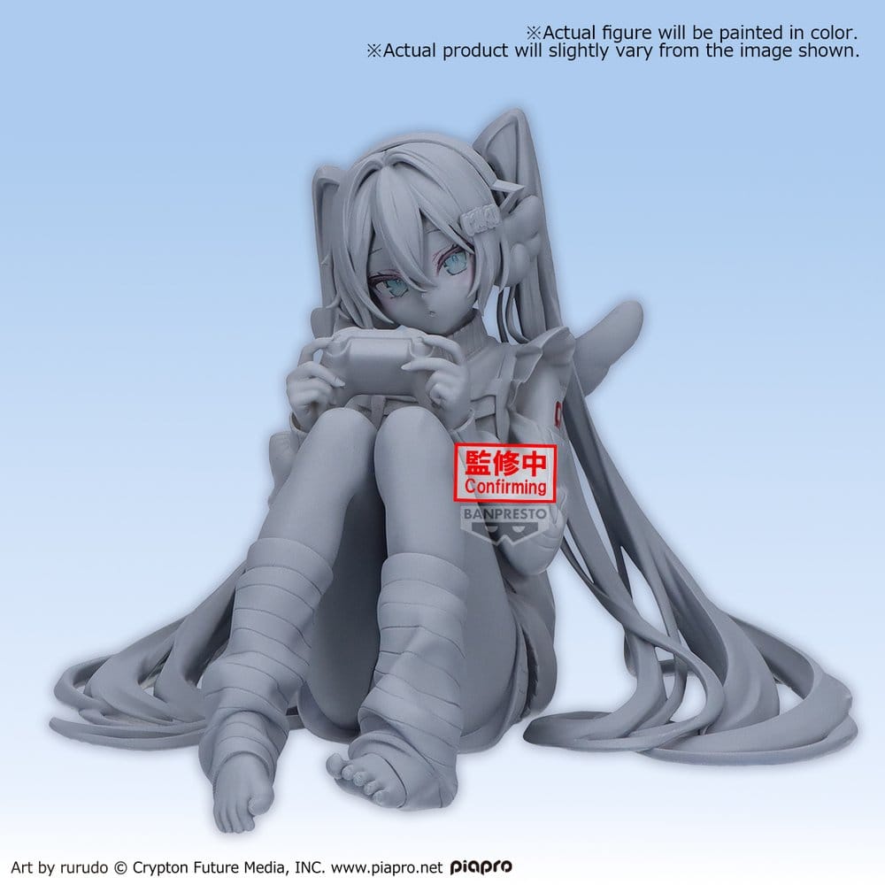Hatsune Miku Holiday Memories PVC Figure Game 13 cm