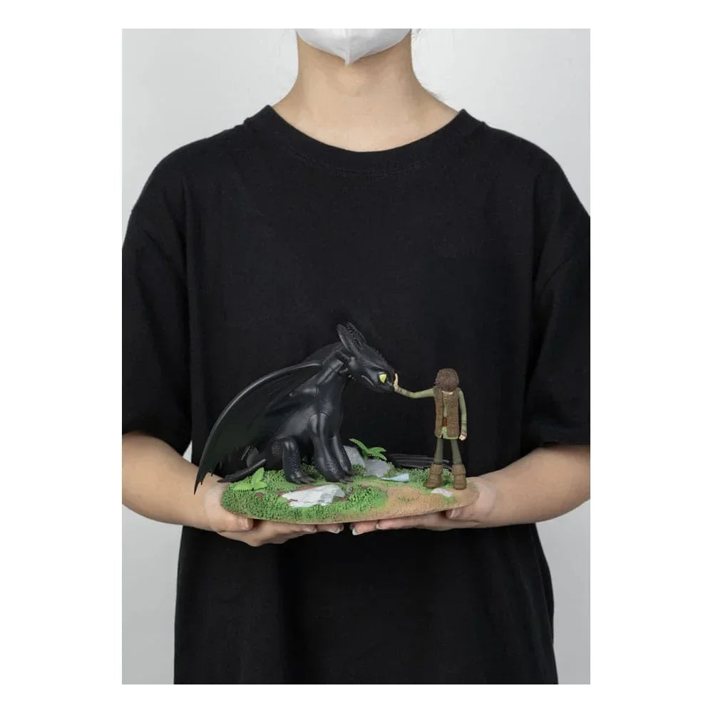 Dragons D-Stage PVC Diorama Tandlöse & Hiccup 15 cm Beast Kingdom Toys