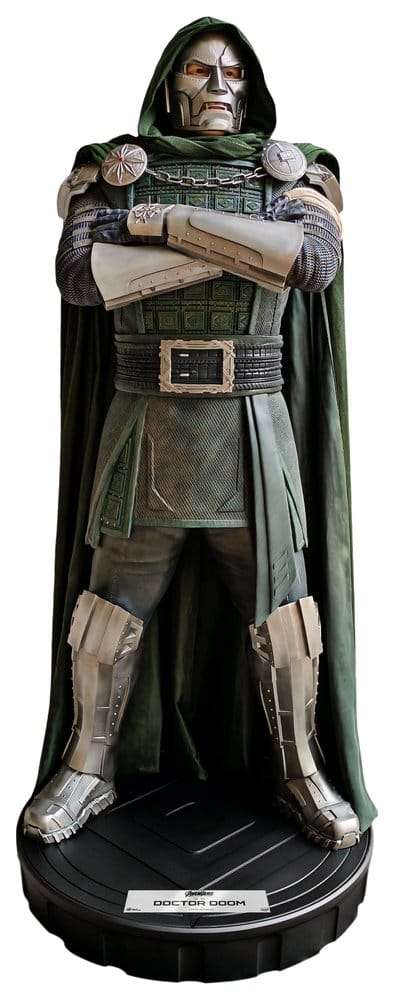 Marvel Avengers: Doomsday Life-Size Statue Doctor Doom 198 cm