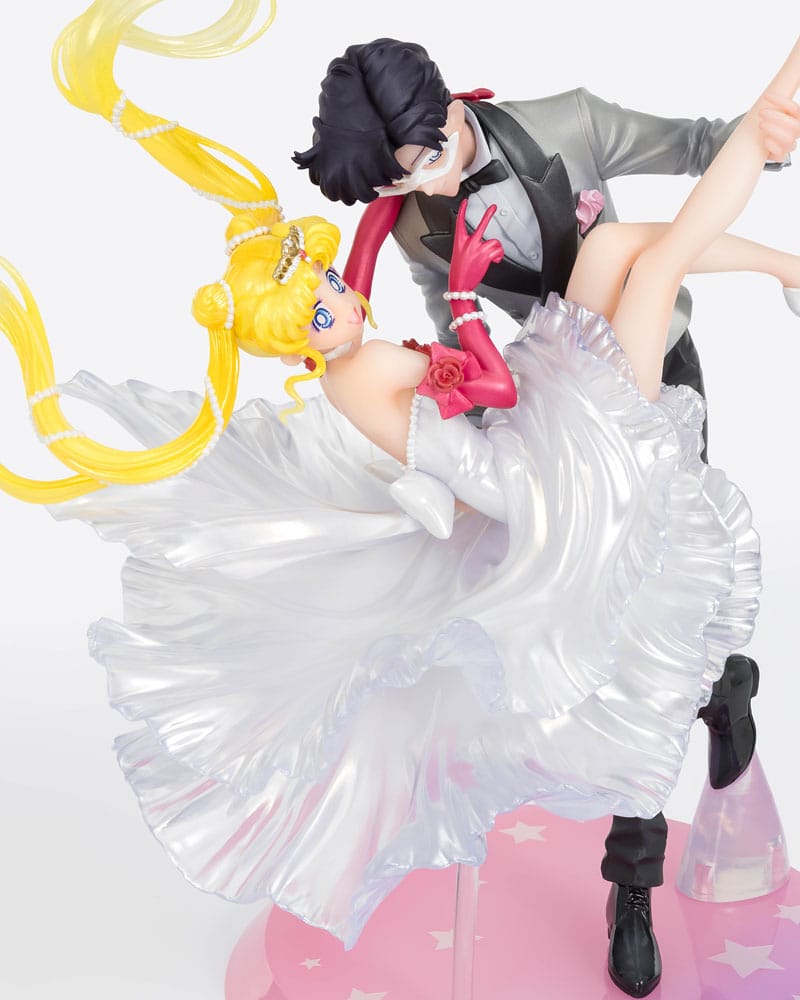 Sailor Moon FiguartsZERO Chouette PVC Figur Usagi & Tuxedo Mask Moonlight Glow Edition 24 cm Bandai Tamashii Nations