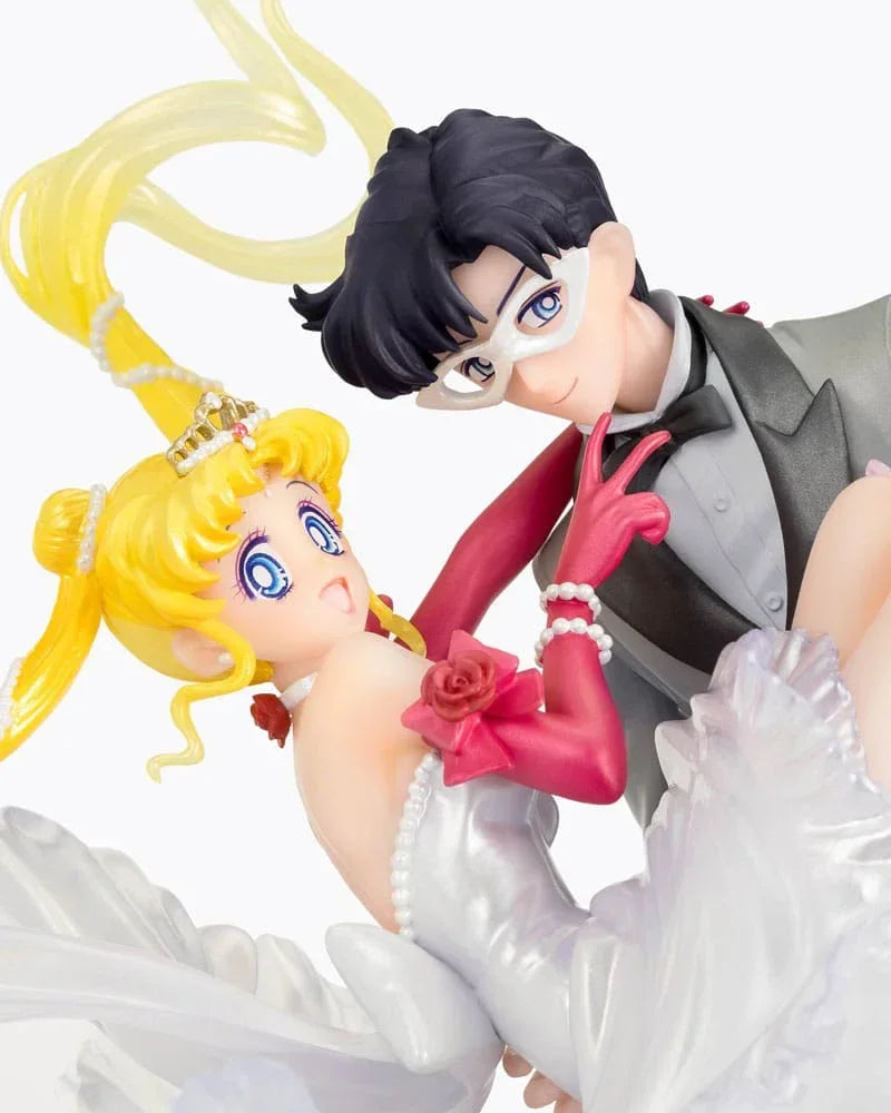 Sailor Moon FiguartsZERO Chouette PVC Figur Usagi & Tuxedo Mask Moonlight Glow Edition 24 cm Bandai Tamashii Nations