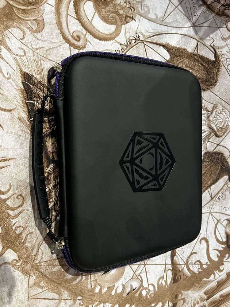 CritStones Dice Case Arcanum Black - Skydda och Visa Dina Tärningar Glassstaff