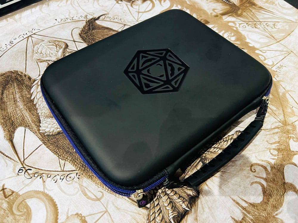 CritStones Dice Case Arcanum Lila Glassstaff