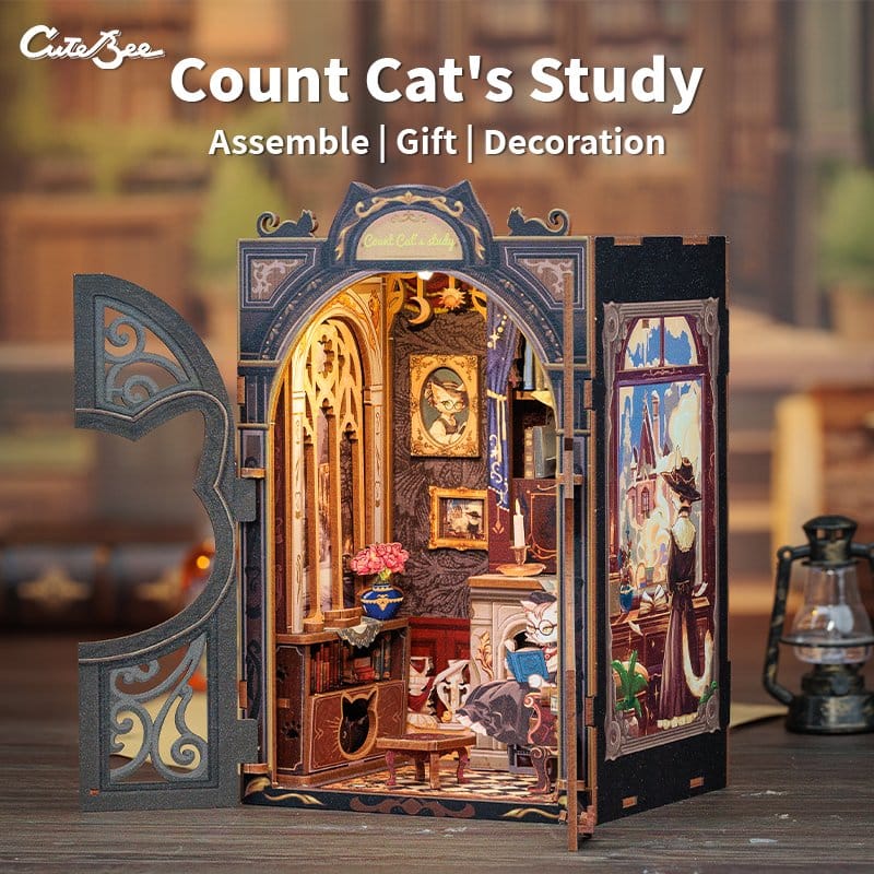 Book Corner Counter Cat Study 17 × 12 cm