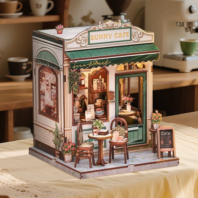 Miniatyrhus Modellbyggsats Sunny Café 20 x 16 cm