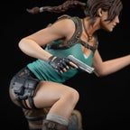 Tomb Raider PVC Figur - Lara Croft 24 cm Dark Horse