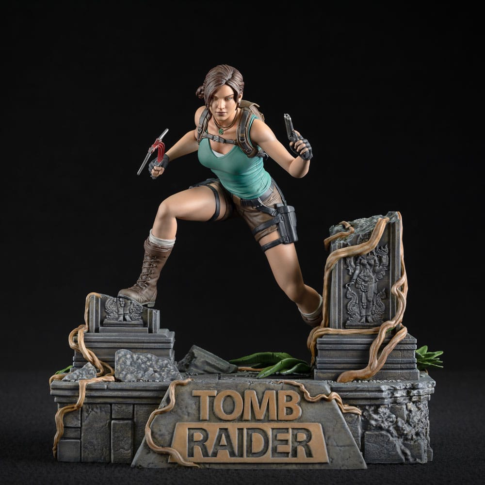 Tomb Raider PVC Figur - Lara Croft 24 cm Dark Horse