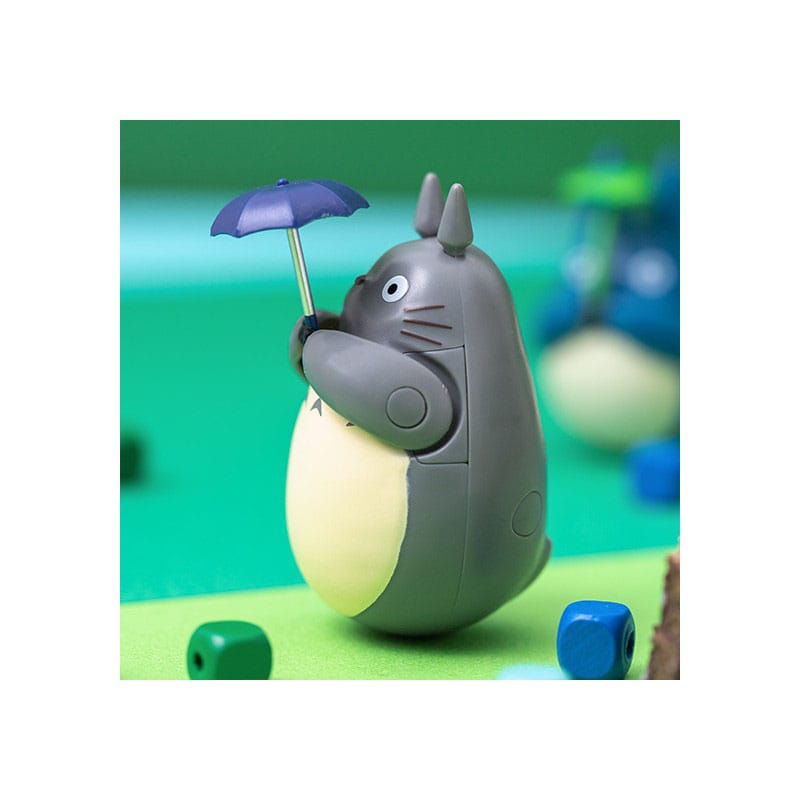 My Neighbor Totoro Rundad Bottenfigur - Stora Totoro med Blad, 7 cm Semic