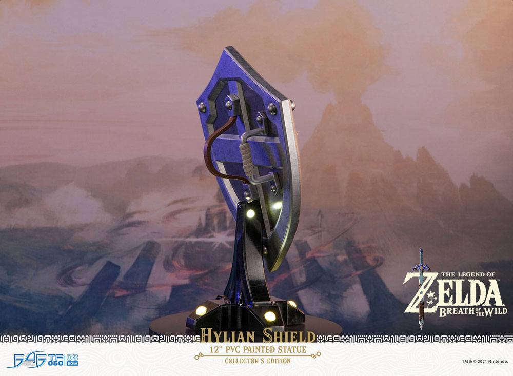 The Legend of Zelda Breath of the Wild PVC Figur Hylian Shield Collector's Edition 29 cm