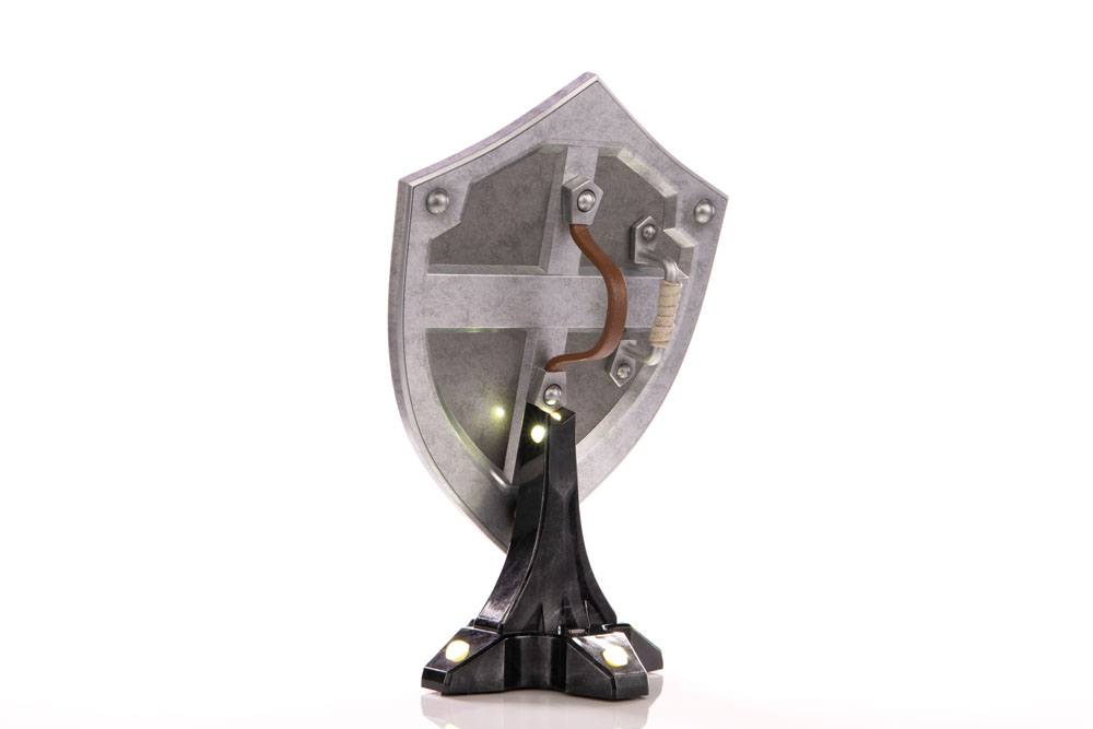 The Legend of Zelda Breath of the Wild PVC‑figur Hylian Shield Collector’s Edition 29 cm