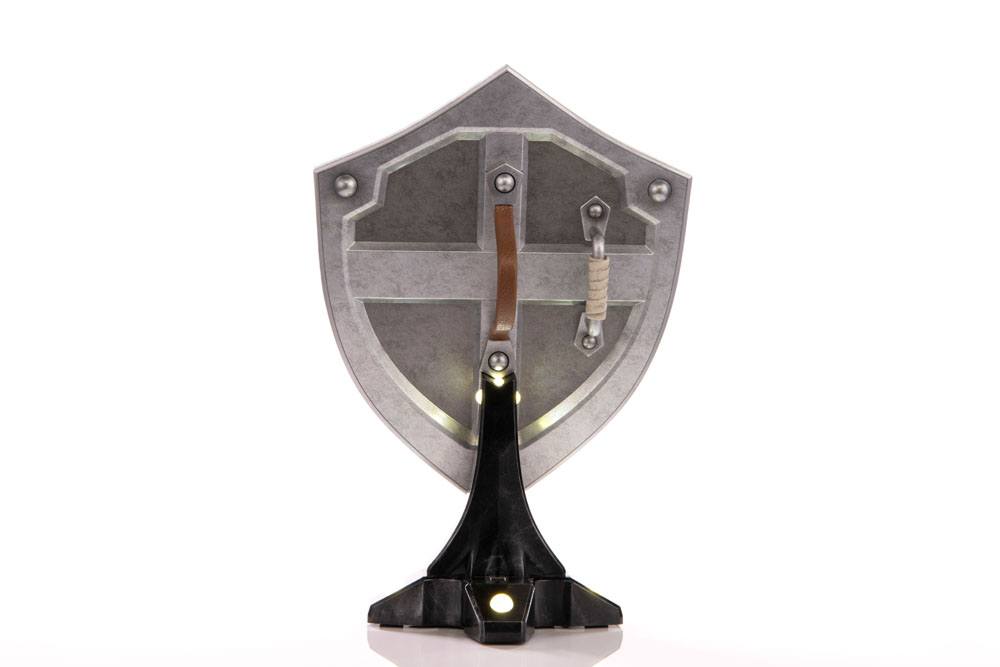 The Legend of Zelda Breath of the Wild PVC‑figur Hylian Shield Collector’s Edition 29 cm
