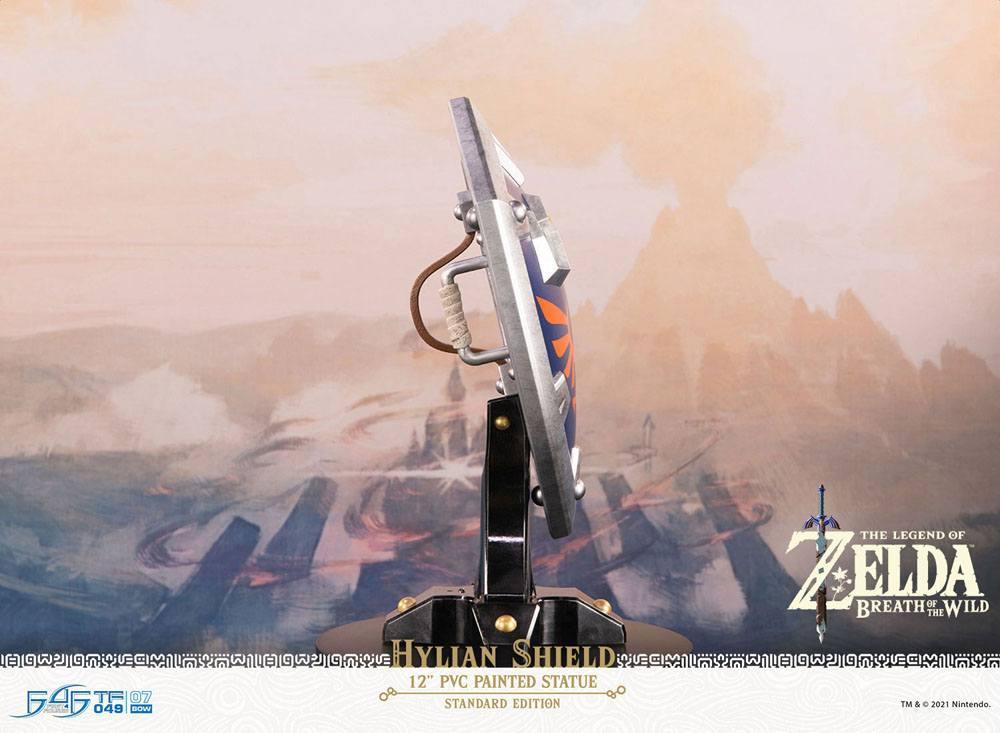 The Legend of Zelda: Breath of the Wild PVC-statyn Hylian Shield Standard Edition 29 cm First 4 Figures