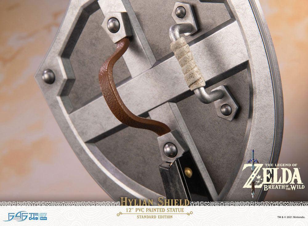 The Legend of Zelda: Breath of the Wild PVC-statyn Hylian Shield Standard Edition 29 cm First 4 Figures