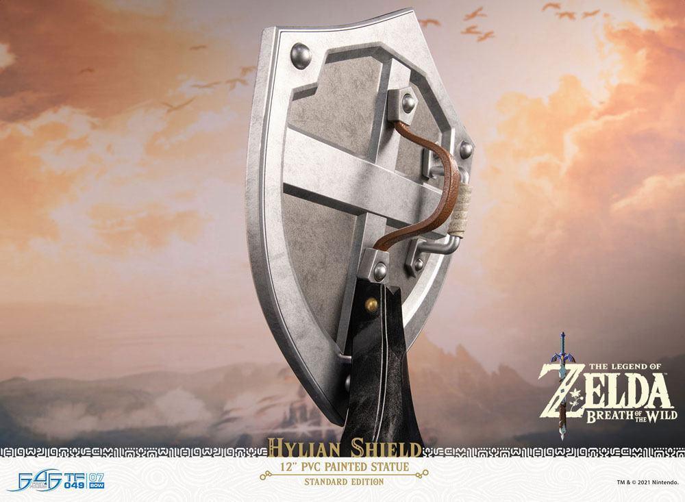 The Legend of Zelda: Breath of the Wild PVC-statyn Hylian Shield Standard Edition 29 cm First 4 Figures