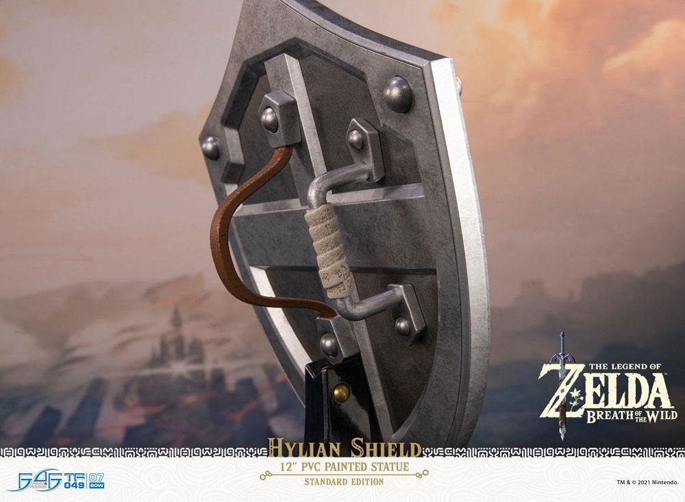 The Legend of Zelda: Breath of the Wild PVC-statyn Hylian Shield Standard Edition 29 cm First 4 Figures
