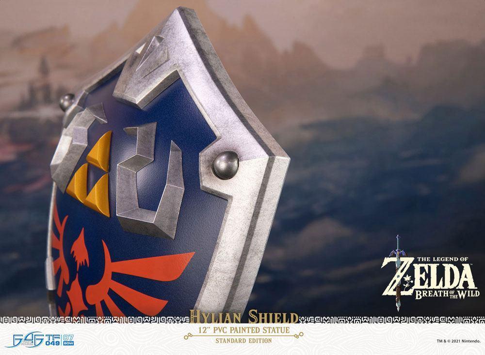The Legend of Zelda: Breath of the Wild PVC-statyn Hylian Shield Standard Edition 29 cm First 4 Figures