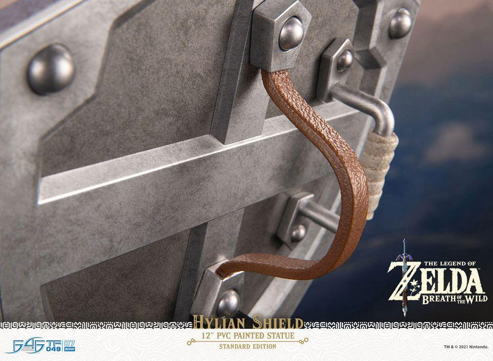 The Legend of Zelda: Breath of the Wild PVC-statyn Hylian Shield Standard Edition 29 cm First 4 Figures