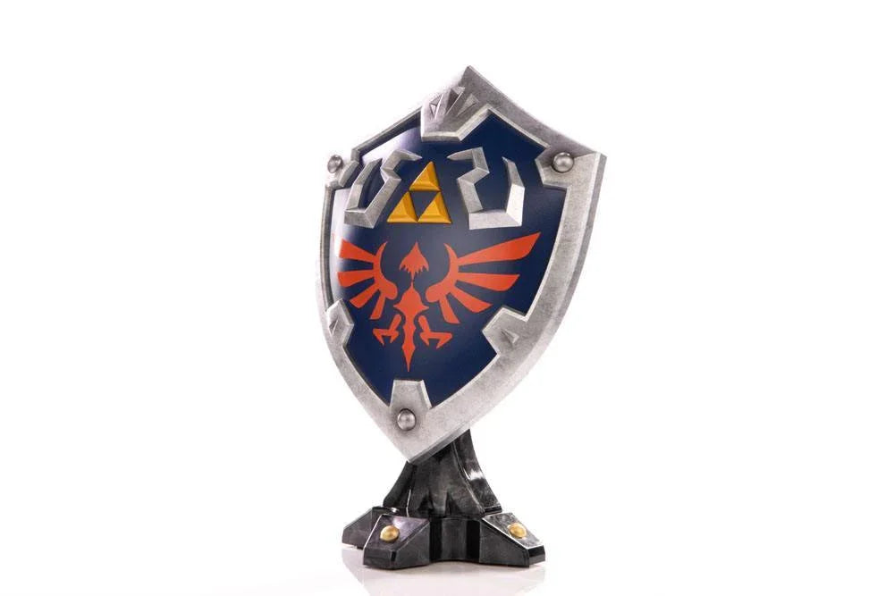 The Legend of Zelda: Breath of the Wild PVC-statyn Hylian Shield Standard Edition 29 cm First 4 Figures