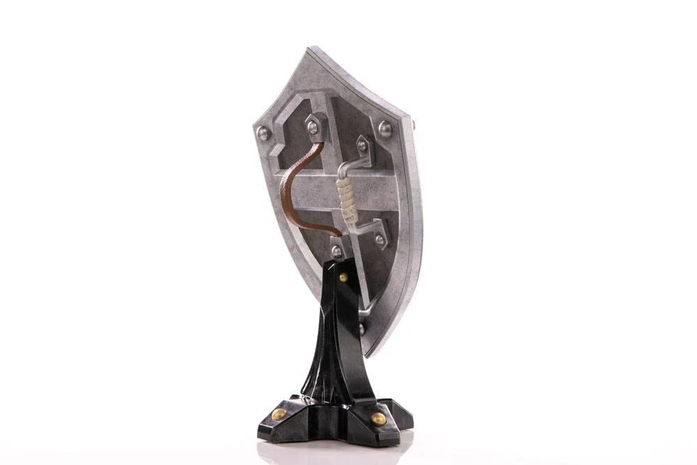 The Legend of Zelda: Breath of the Wild PVC-statyn Hylian Shield Standard Edition 29 cm First 4 Figures