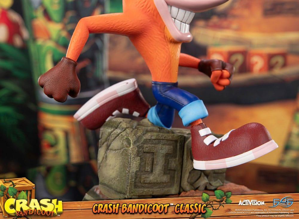 Crash Bandicoot Figur Crash Bandicoot Classic 32 cm First 4 Figures