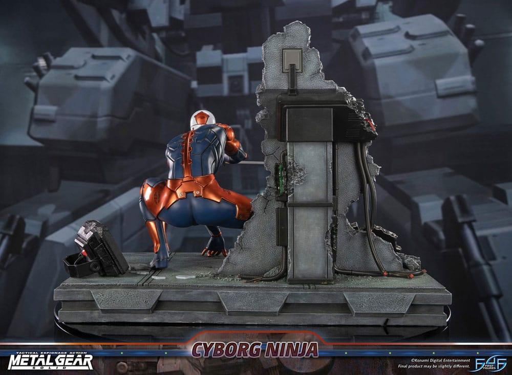 Metal Gear Solid Figur Cyborg Ninja (Gray Fox) 41 cm First 4 Figures