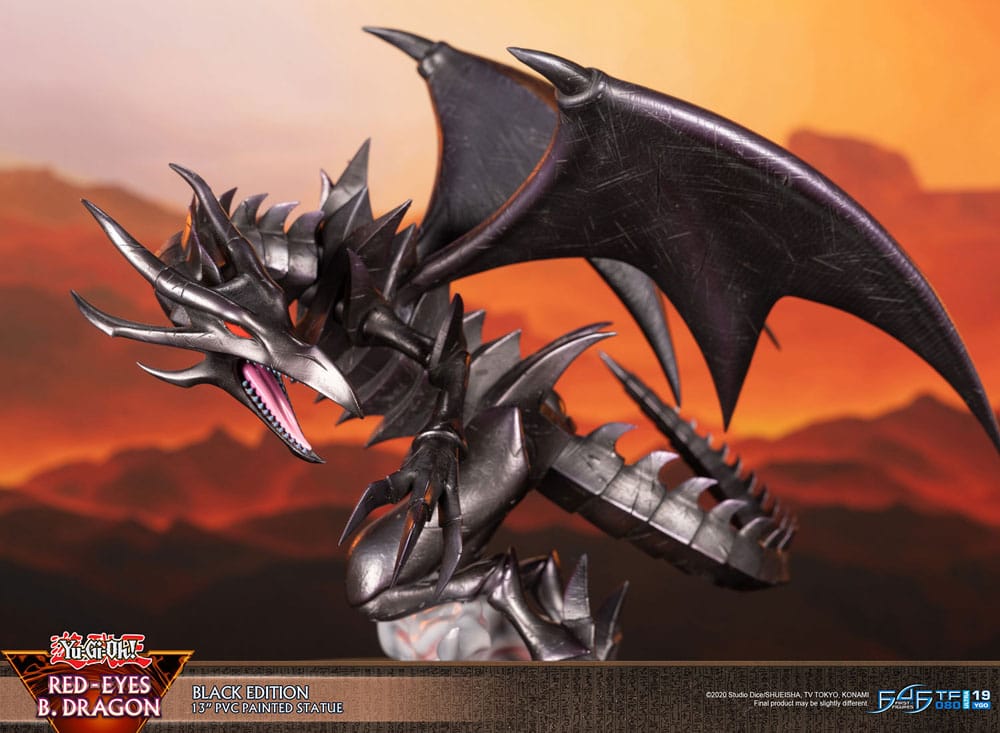 Yu-Gi-Oh! PVC-figur Red-Eyes B. Dragon svart färg 33 cm