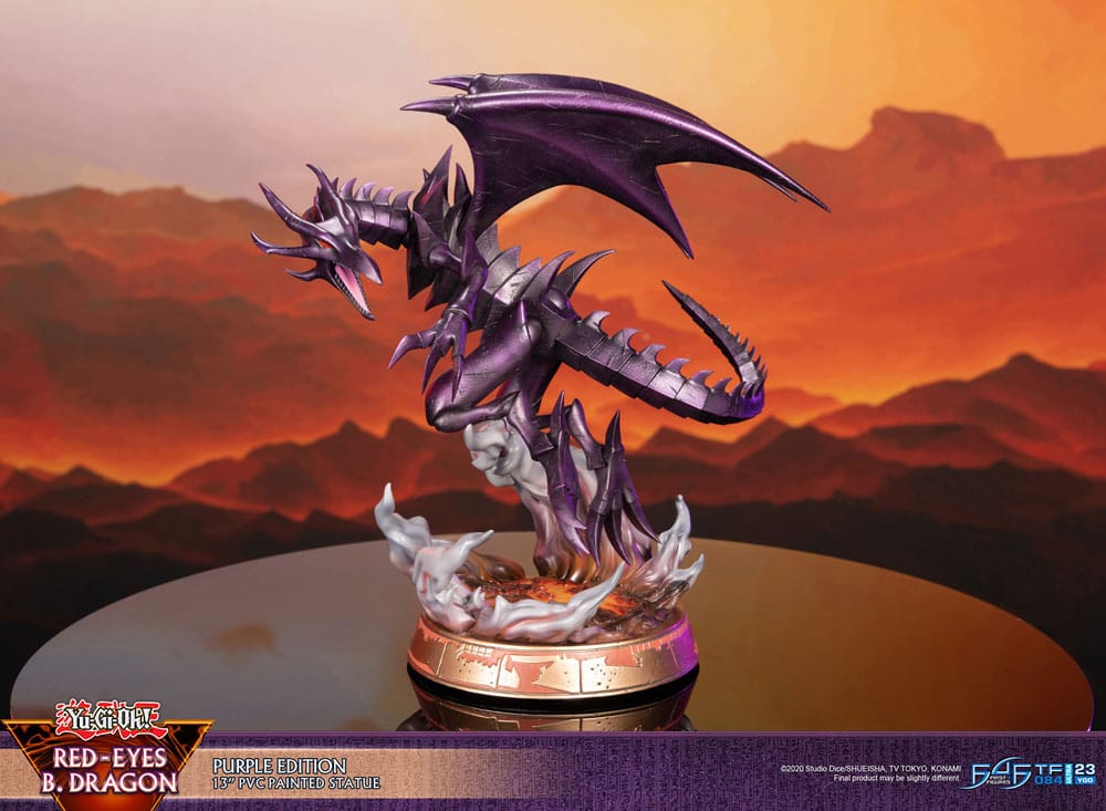 Yu-Gi-Oh! PVC-figur Red-Eyes B. Dragon lila färg 33 cm