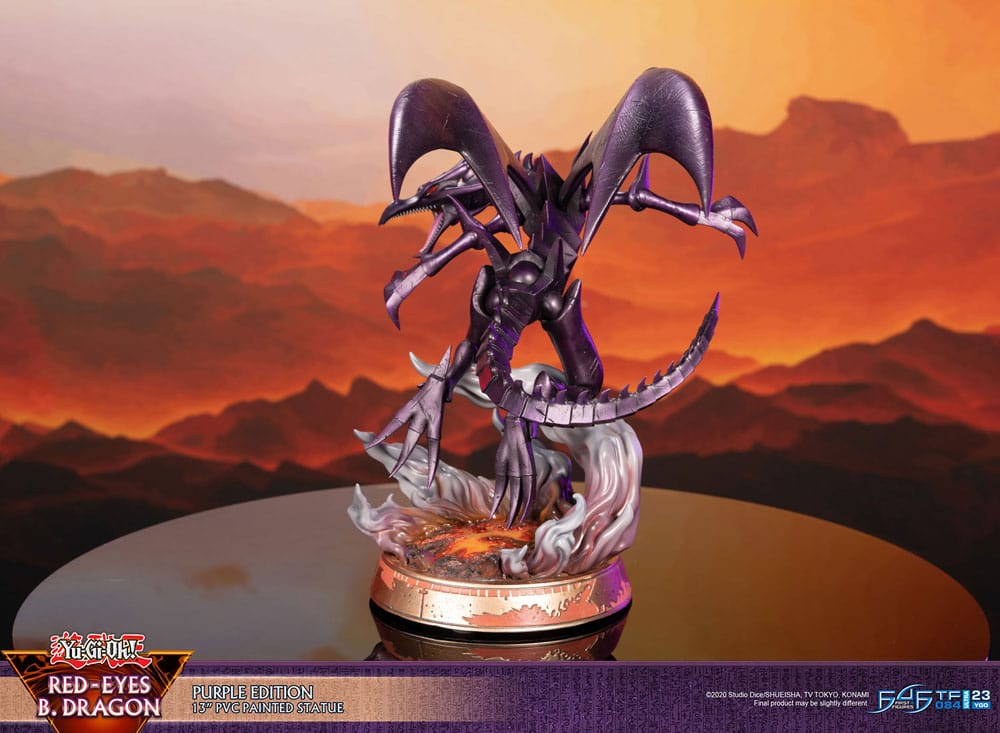 Yu-Gi-Oh! PVC-figur Red-Eyes B. Dragon lila färg 33 cm