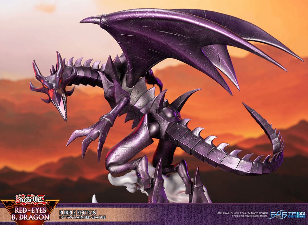 Yu-Gi-Oh! PVC-figur Red-Eyes B. Dragon lila färg 33 cm