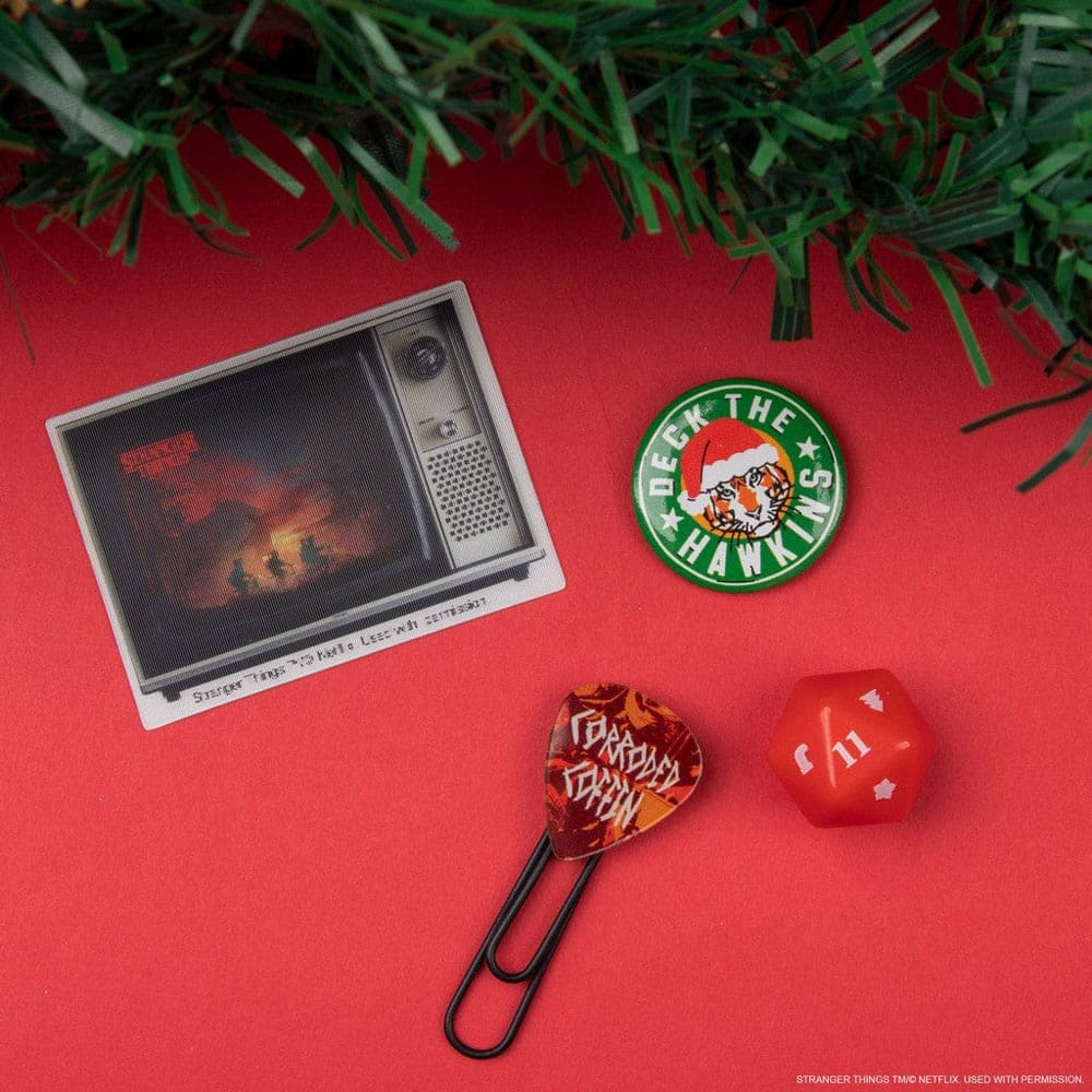 Stranger Things 4 Advent Calendar Group Cinereplicas