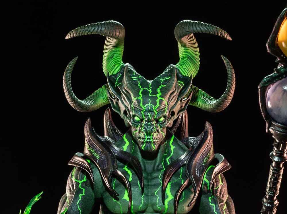 Mythic Legions: Poxxus Actionfigur Azahazzar - Demonernas härskare från Netherrealm