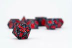 Dragon Storm Sharp Edge Silicone Dice Set - Svart Drakskala (7) FanRoll
