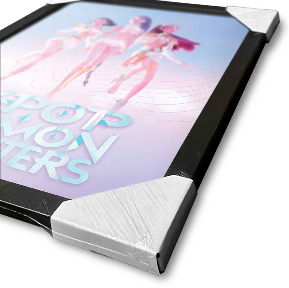 KPop Demon Hunters Collector Tryckt Trio med Inramad Poster