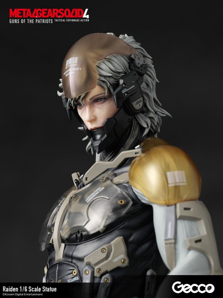 Metal Gear Solid 4 Guns of the Patriots Figure 1/6 Raiden 32 cm
