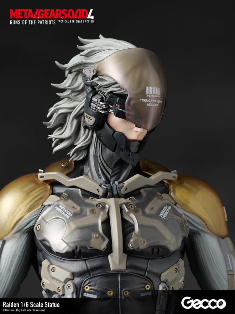 Metal Gear Solid 4 Guns of the Patriots Figure 1/6 Raiden 32 cm