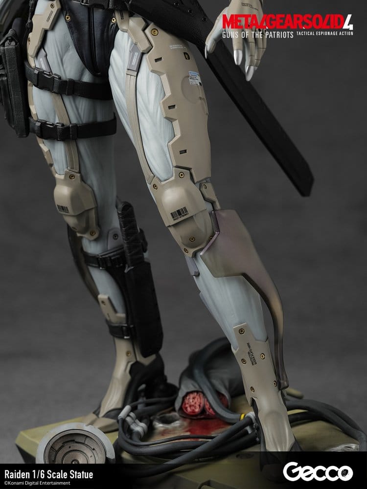 Metal Gear Solid 4 Guns of the Patriots Figure 1/6 Raiden 32 cm
