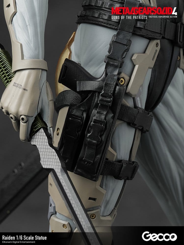 Metal Gear Solid 4 Guns of the Patriots Figure 1/6 Raiden 32 cm
