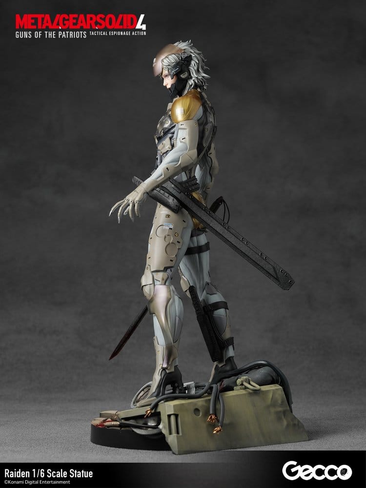 Metal Gear Solid 4 Guns of the Patriots Figure 1/6 Raiden 32 cm
