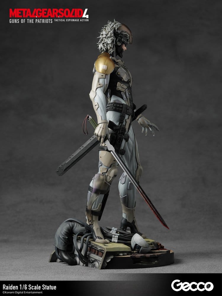 Metal Gear Solid 4 Guns of the Patriots Figure 1/6 Raiden 32 cm