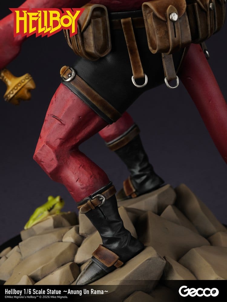 Hellboy PVC-figur i skala 1/6 – Anung Un Rama, 39 cm