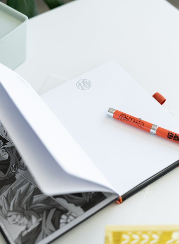 Dragon Ball Premium Anteckningsblock A5 med Projektor Penna Super Goku