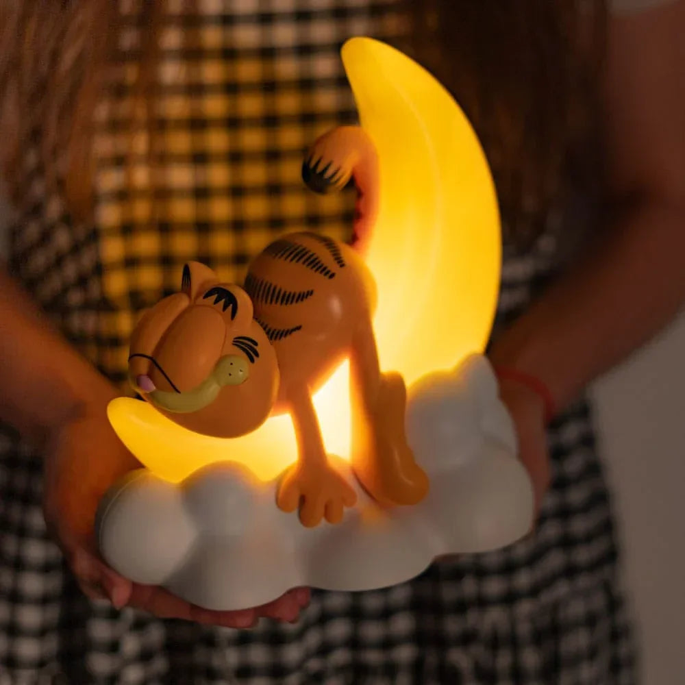 Garfield Lampa med USB-C Grupo Erik