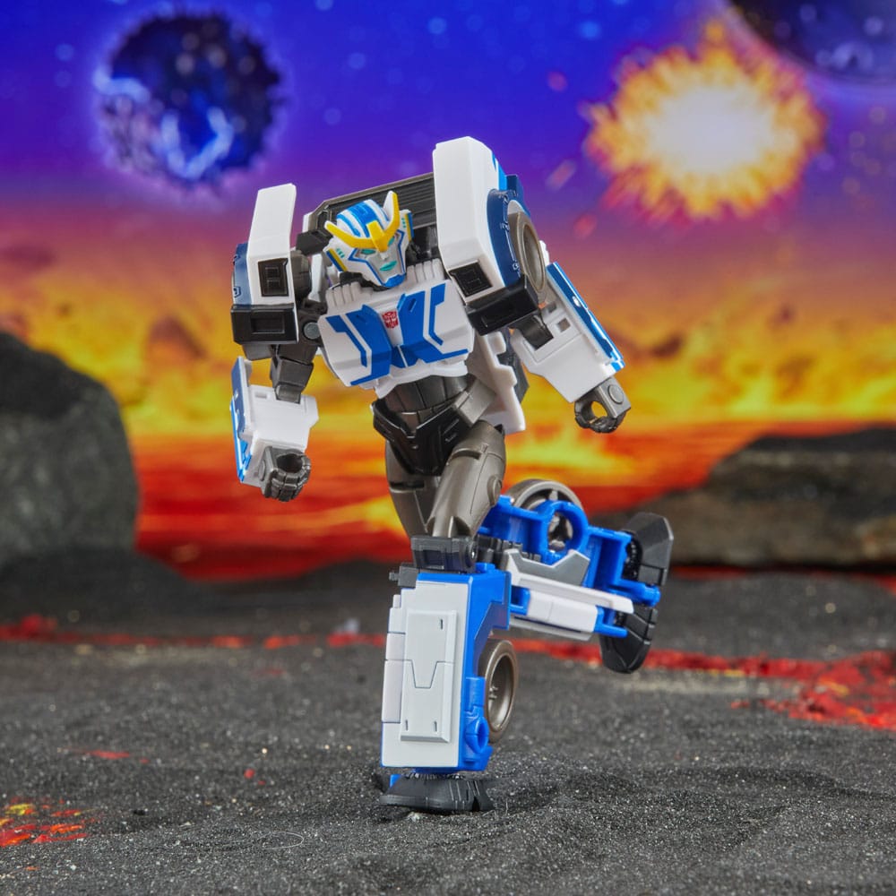 Transformers Legacy United Deluxe Class Strongarm Action Figure Hasbro