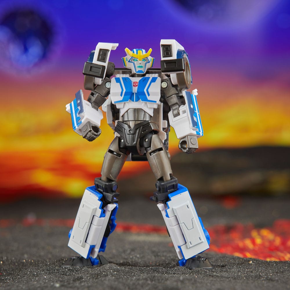 Transformers Legacy United Deluxe Class Strongarm Action Figure Hasbro