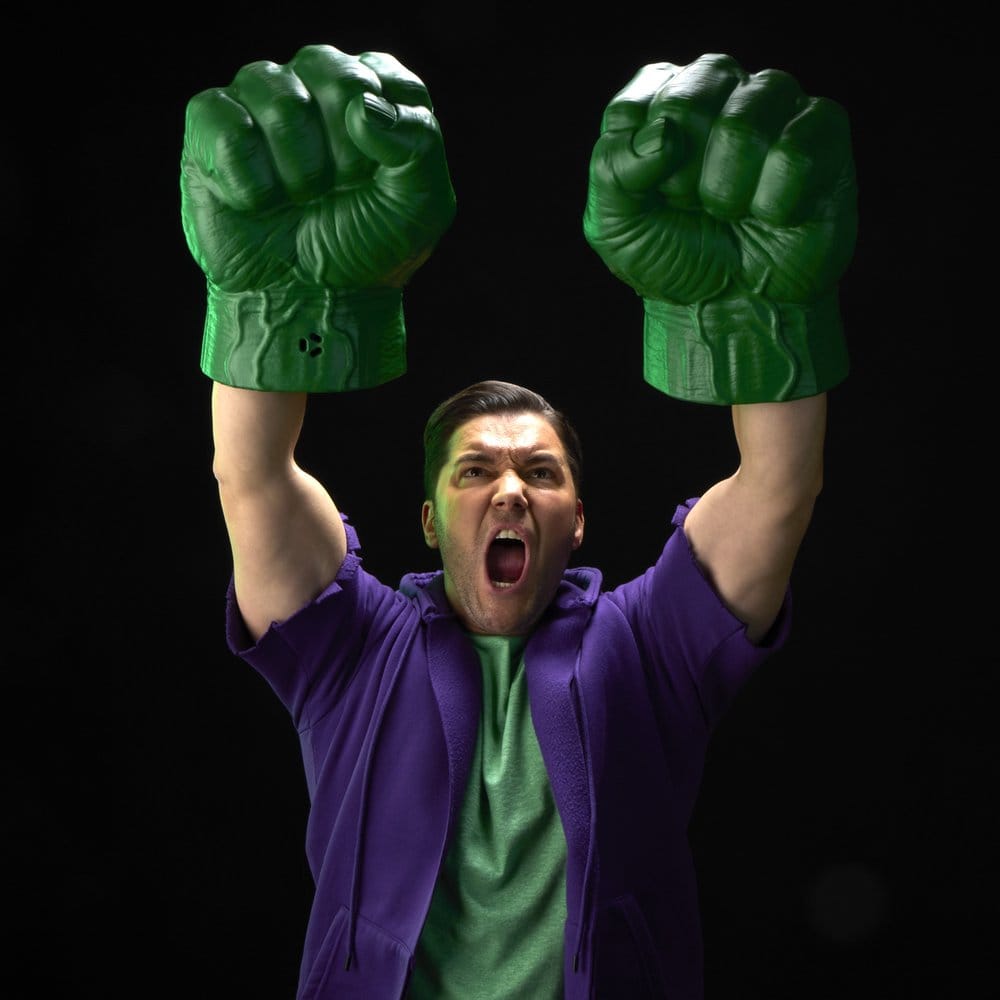 The Incredible Hulk Marvel Legends Premium Rollspelsnävar i Skala 1:1 med Elektroniska Ljud och Effekter