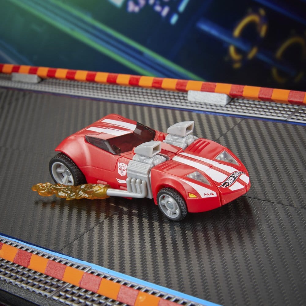 Transformers Samarbets Hot Wheels x Transformers Deluxe Klass Actionfigur Twin Mill 13 cm