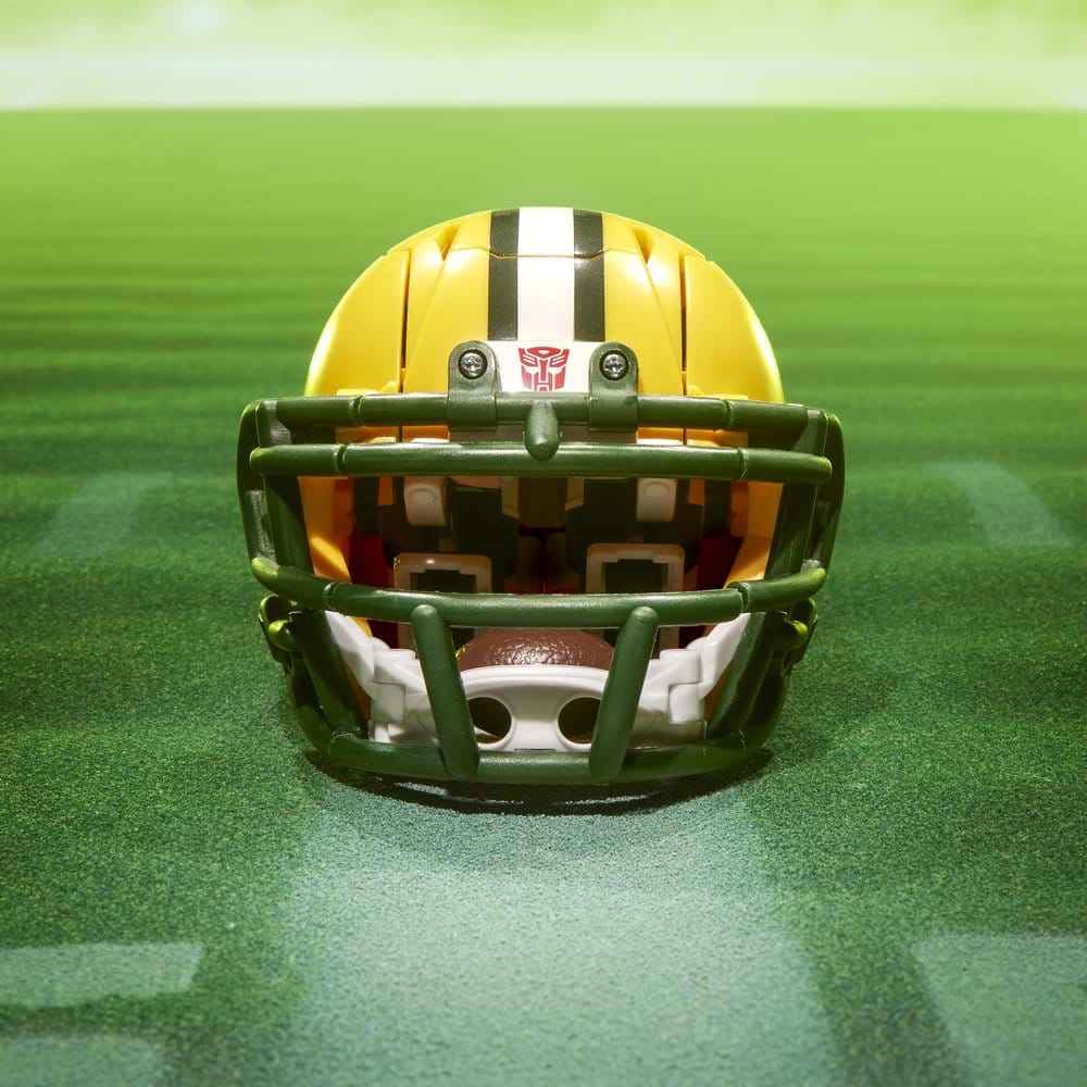 Transformers x NFL Actionfigur Green Bay Packers: Tundra Prime 14 cm
